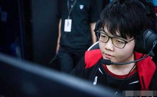 冬月枫在线观看国产一区,国产一区独家呈现，浪漫冬日情感之旅